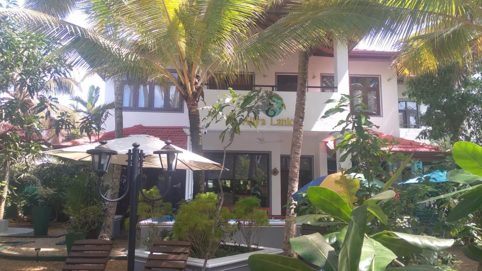 Hotel Aliya Lanka Beruwala Esterno foto
