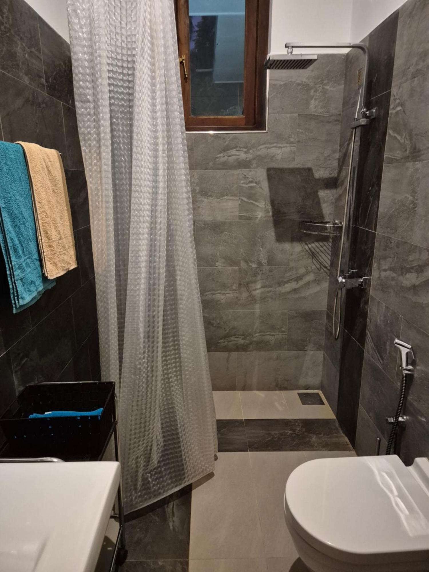 Hotel Aliya Lanka Beruwala Esterno foto